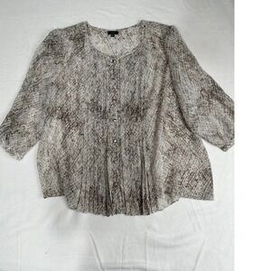 Talbots Woman Petite Snake Print Pleated‎ Button Front 3/4 Sleeve Blouse